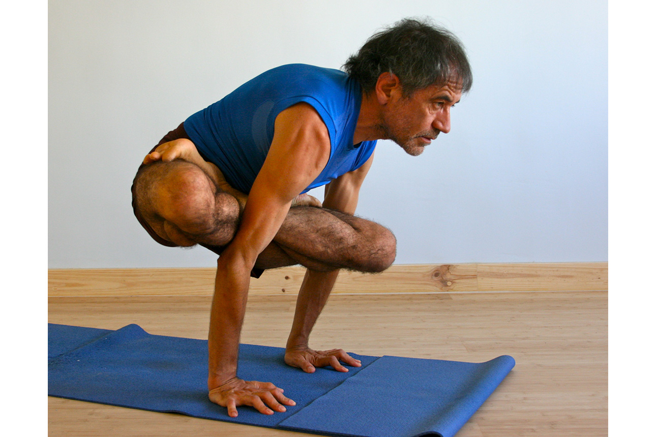 Stéphane Lalo est le fondateur du Centre de Yoga Iyengar de Marseille